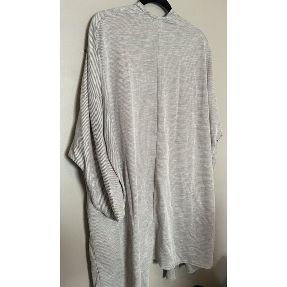 Donni. Open Oversized Lighter Weight Cardigan Striped Ribbed One Size Ivory Gray - Picture 5 of 8